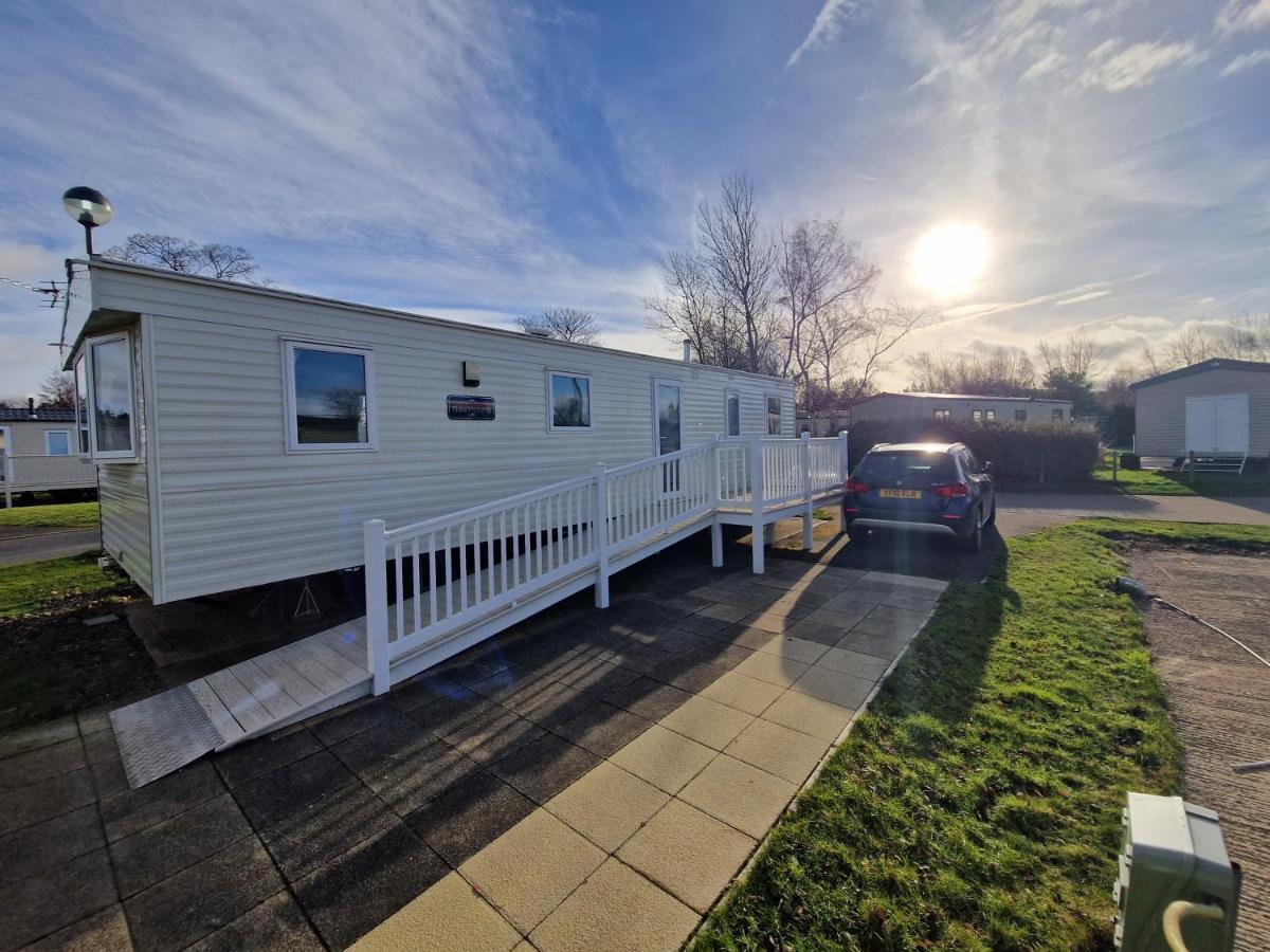 Sea View Caravan With Terrace Own Parking Hotel Port Seton Exterior photo