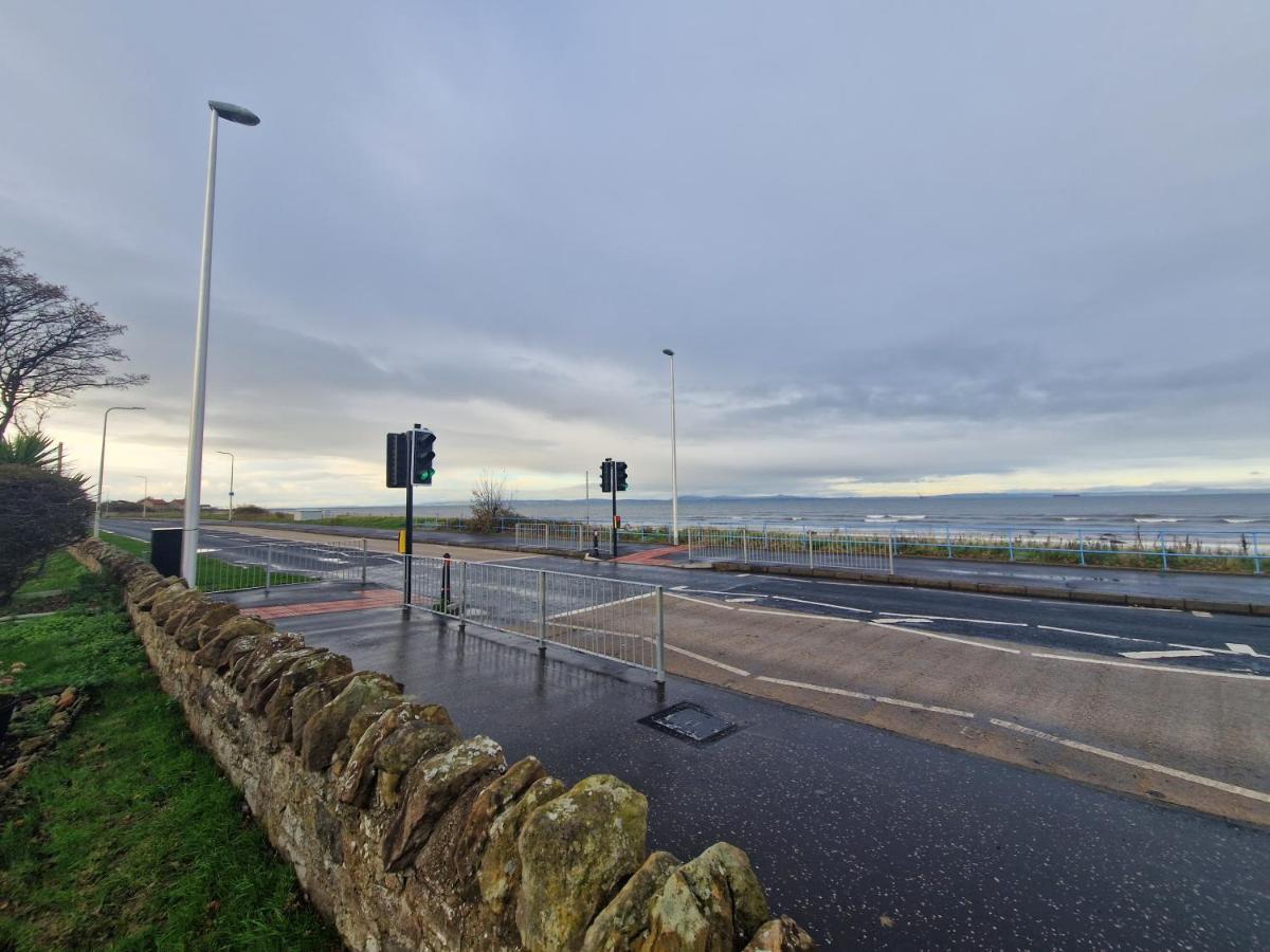 Sea View Caravan With Terrace Own Parking Hotel Port Seton Exterior photo